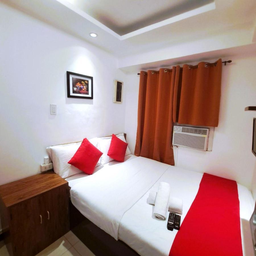 Makati Poblacion Hotel Mandaluyong Luaran gambar