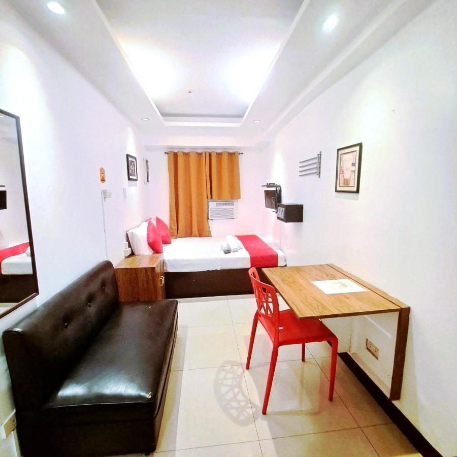 Makati Poblacion Hotel Mandaluyong Luaran gambar