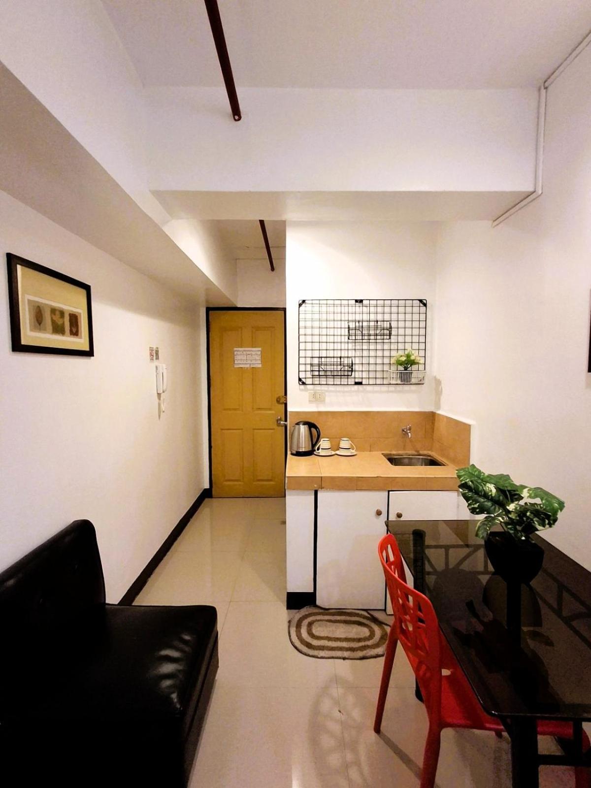 Makati Poblacion Hotel Mandaluyong Luaran gambar